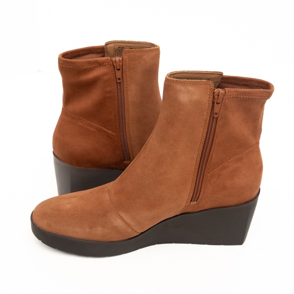 Vionic - Skylar Tan Suede Wedge Ankle Boots - Picture 11 of 11